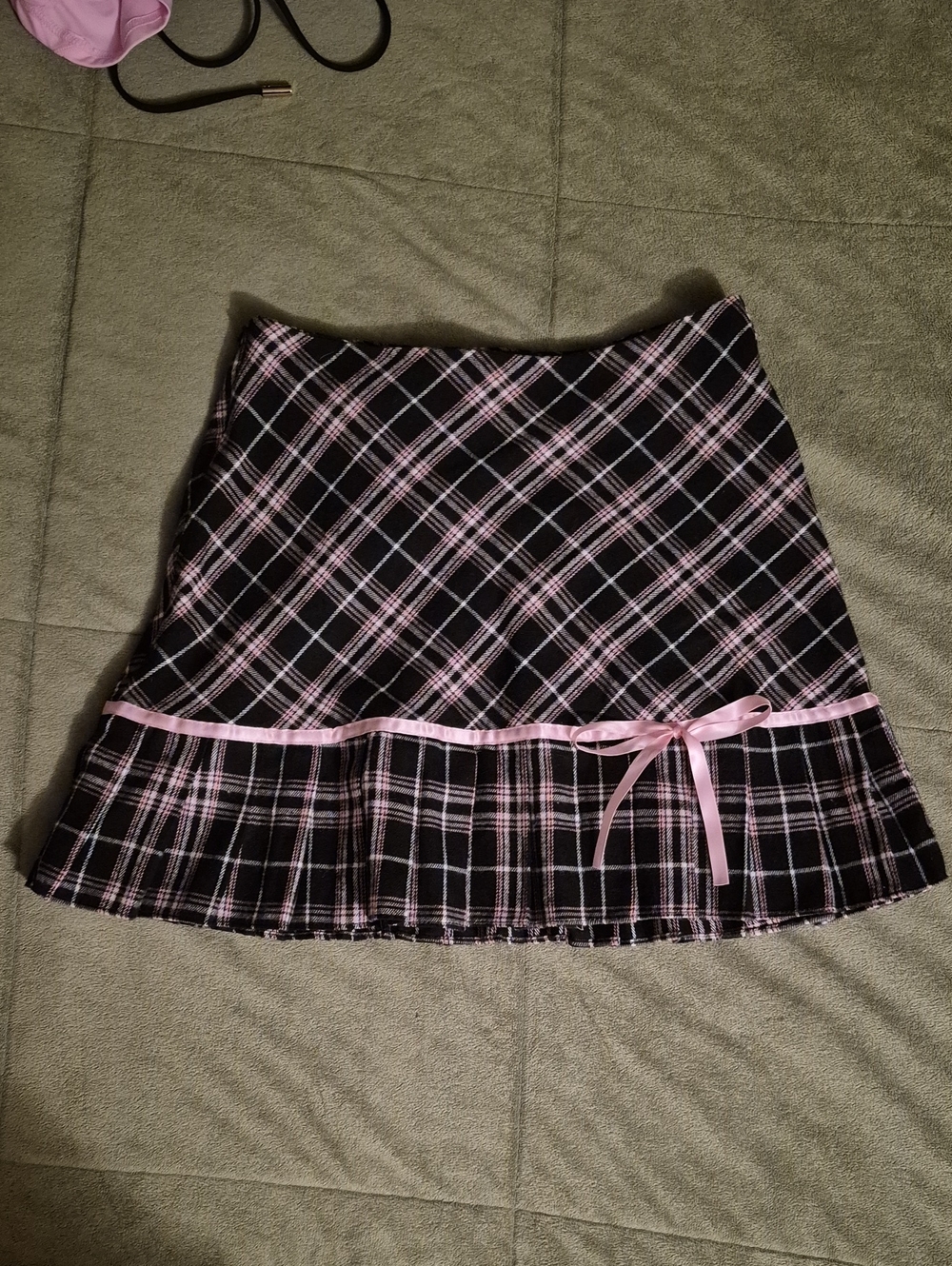 Black And Pink Plaid Skirt